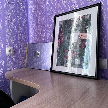 Freedom Hostel アルマトイ エクステリア 写真