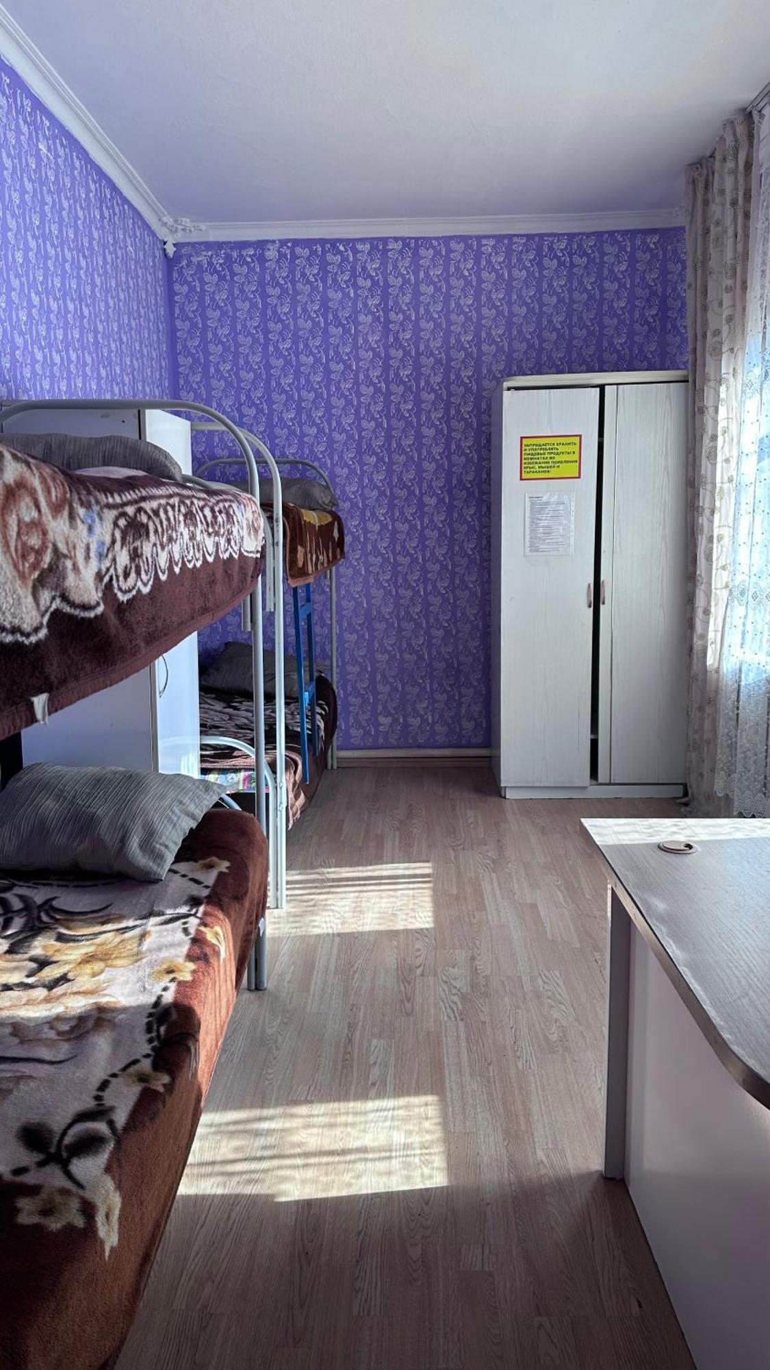 Freedom Hostel アルマトイ エクステリア 写真